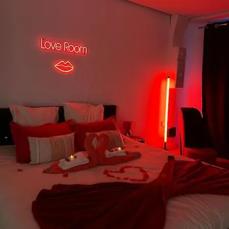 Appartement Love 80m2 Bdsm 50 Nuances De Grey - Sauna - Parking Gratuit Antibes